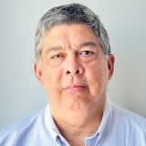 Dr. Enrique Peña Muñoz