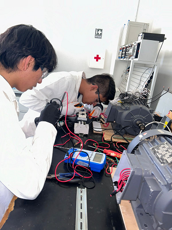 Laboratory internships