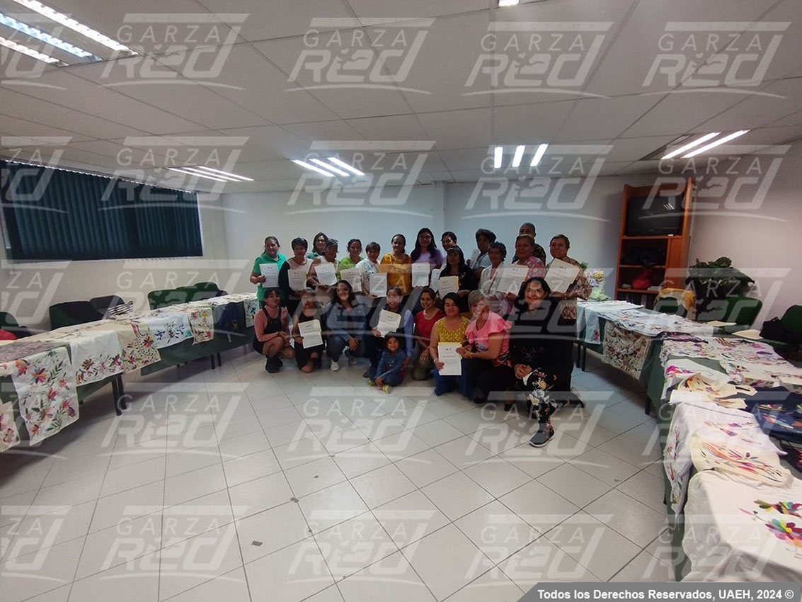 Curso de Bordado de Tenango