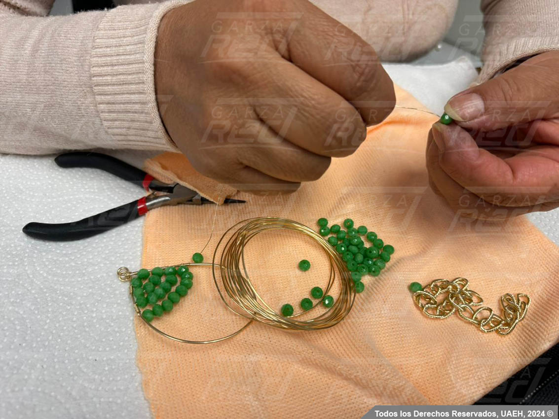 Curso de Bisutería en diferentes técnicas