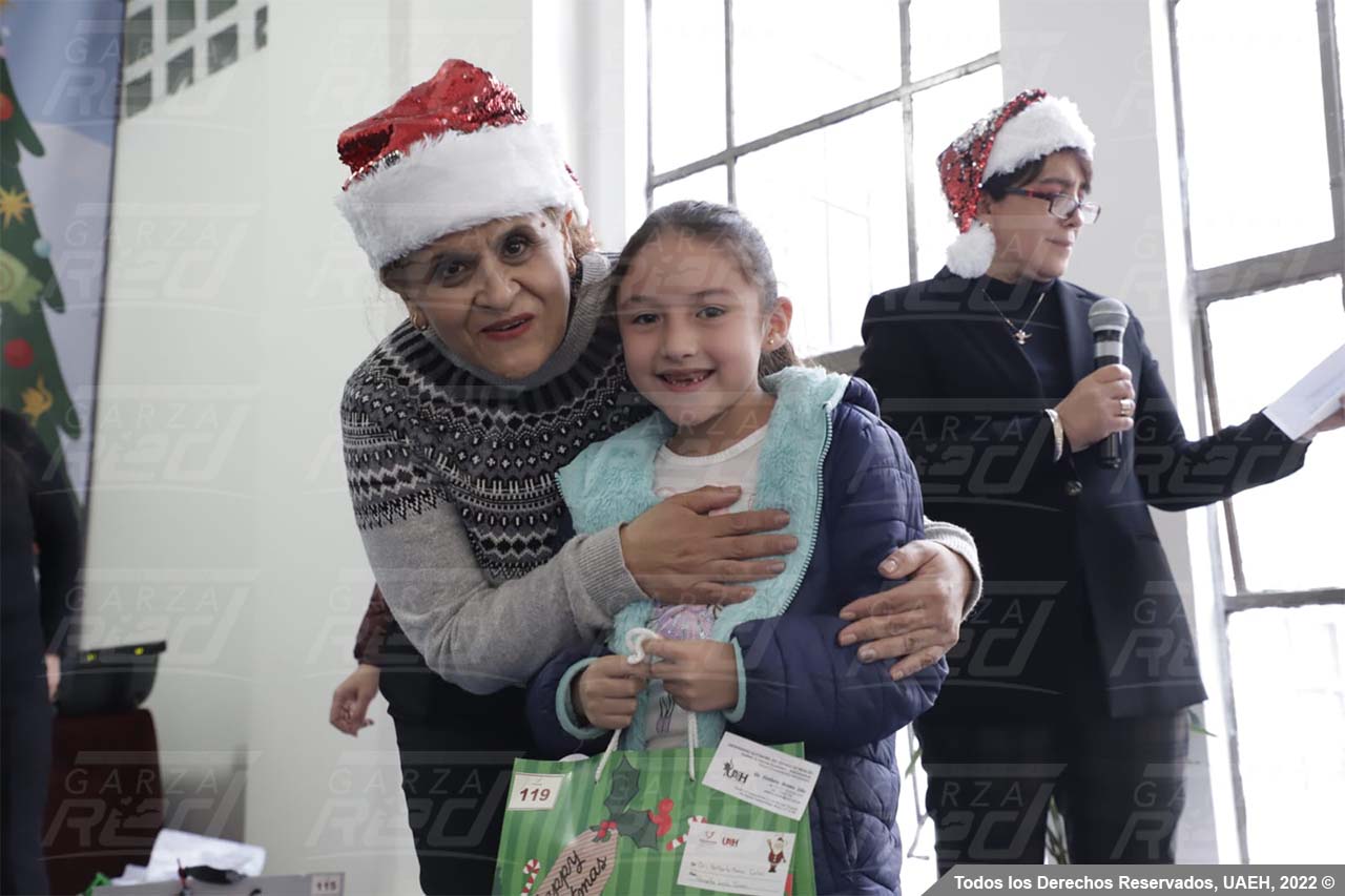 Entrega de obsequios navideños, Pachuca