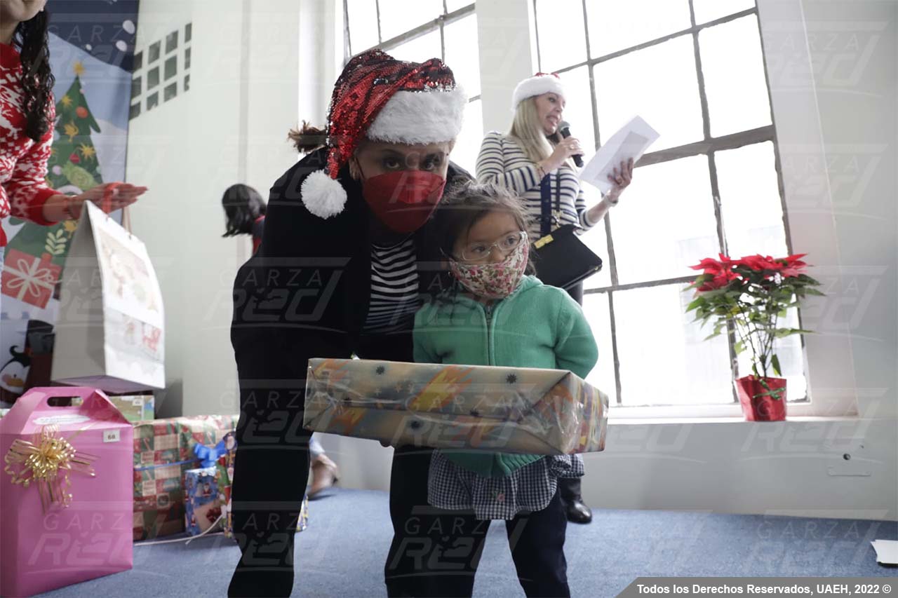 Entrega de obsequios navideños, Pachuca