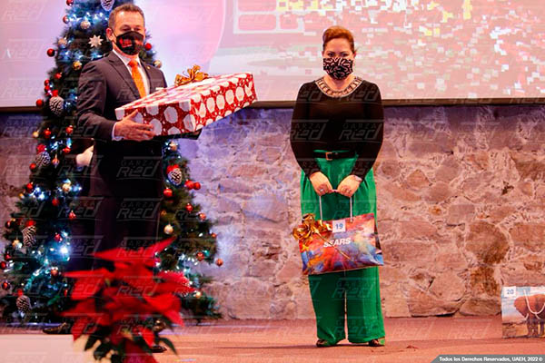 obsequios Navideños y Encendido de Luces 2020