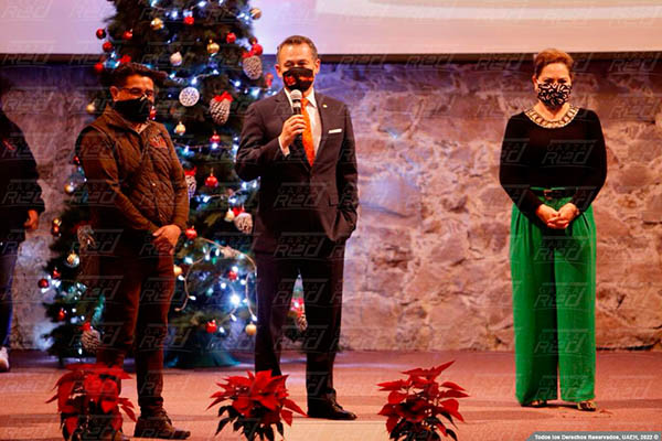 obsequios Navideños y Encendido de Luces 2020