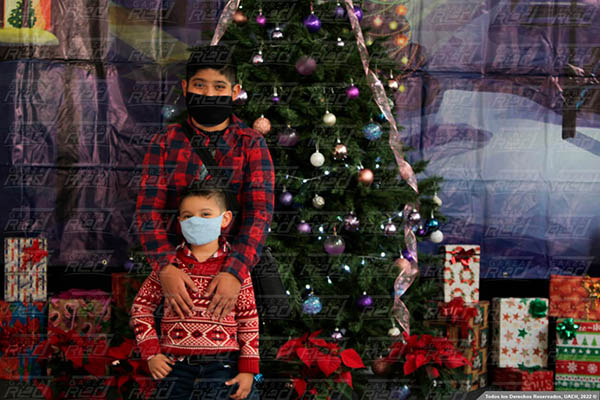 obsequios Navideños y Encendido de Luces 2020