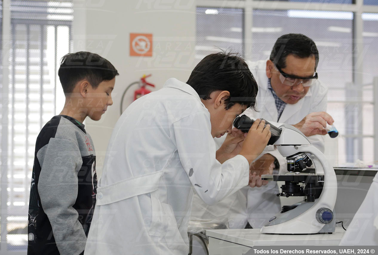 Mini Científicos Garza