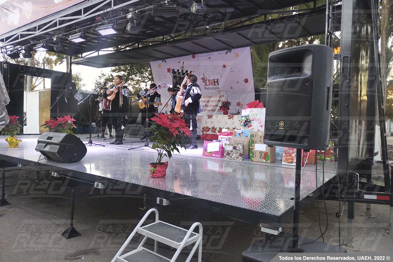 obsequios navideños, Escuela Superior de Tlahuelilpan