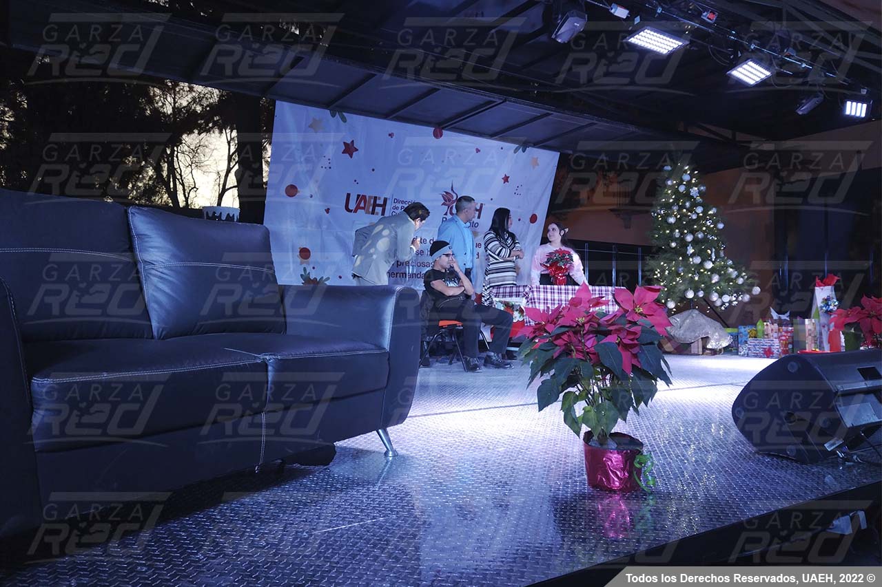 obsequios navideños, Escuela Superior de Tlahuelilpan