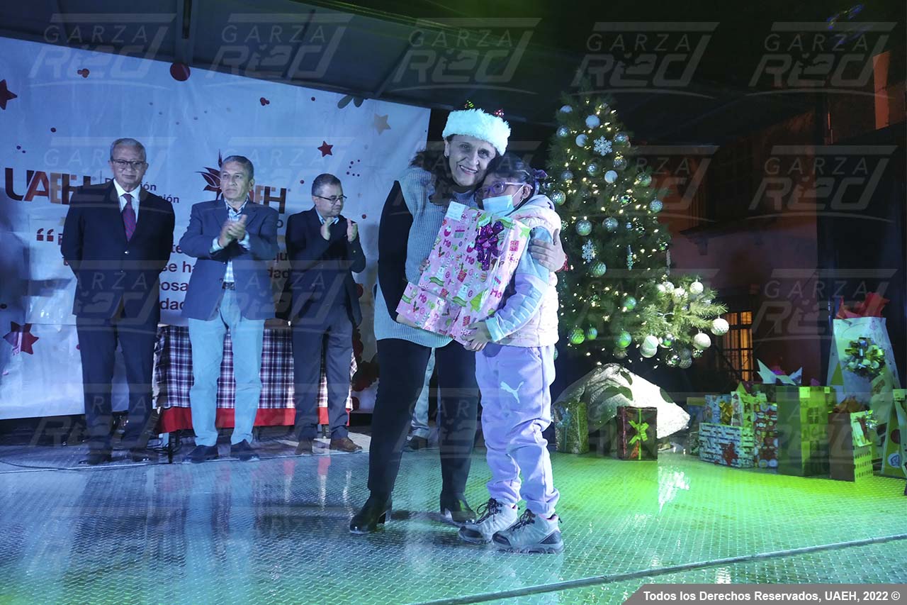 obsequios navideños, Escuela Superior de Tlahuelilpan