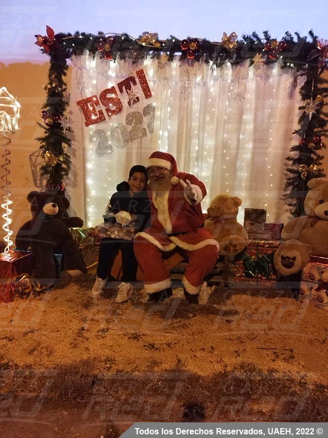 obsequios navideños, Escuela Superior de Tlahuelilpan