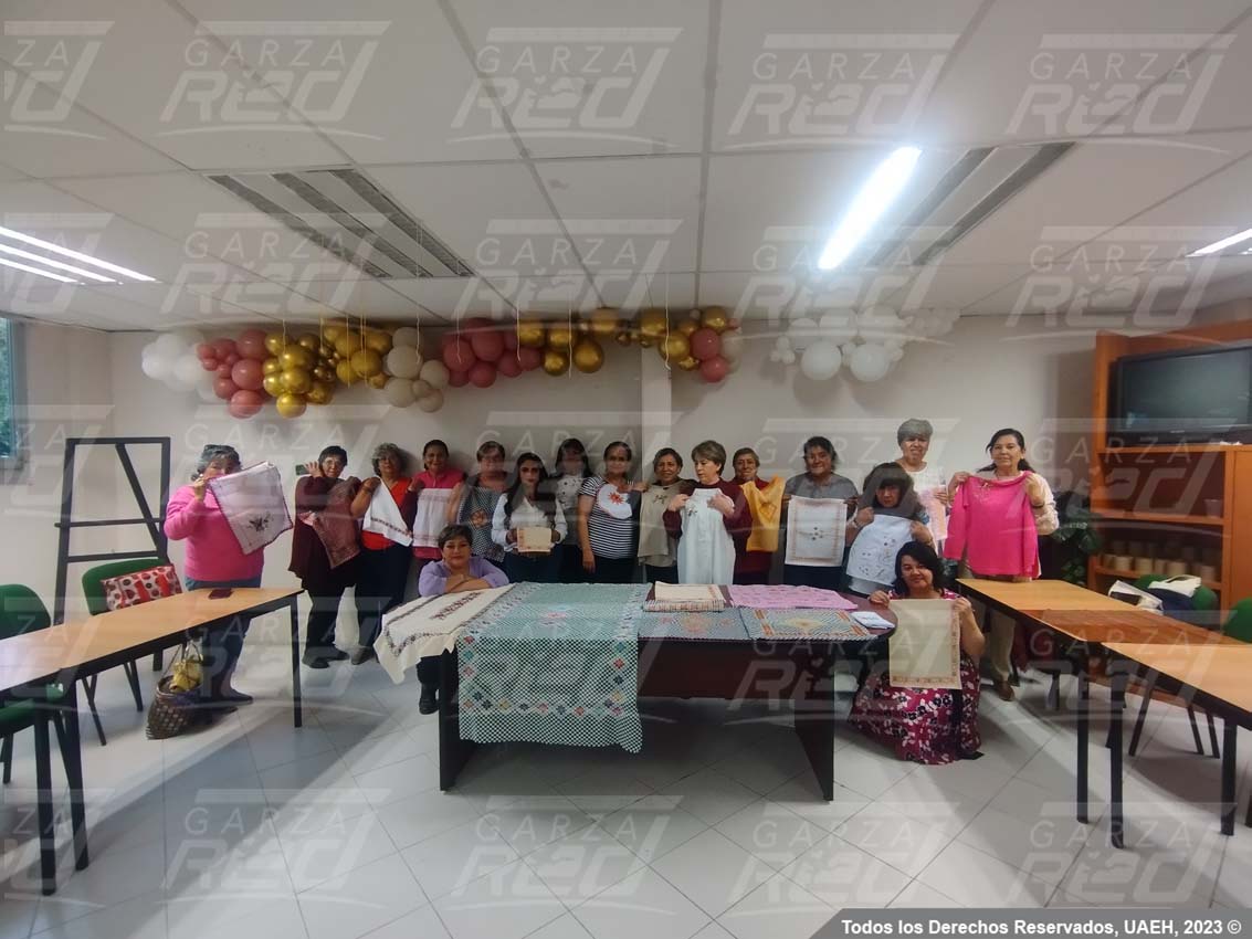 Taller de bordado Español y Rococó