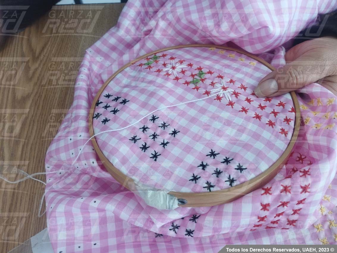 Taller de bordado Español y Rococó